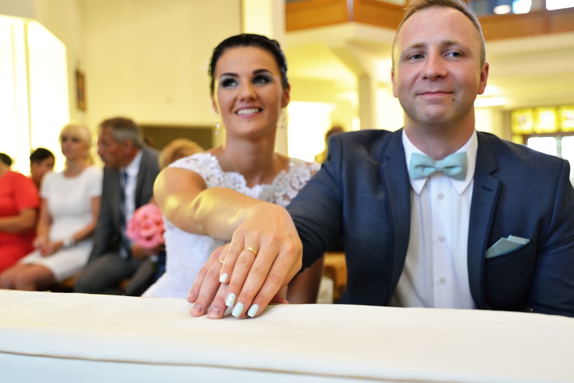 Zdjęcie z ceremonii ślubnej naszych Klientów - Kamili i Marcina - GESELLE Jubiler