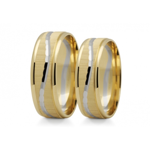 Unikatowe obrączki ślubne z żółtego złota z błyszczącymi prostymi brzegami oraz matowym środkiem ozdobionym diamentowanym żłobieniem z białego złota