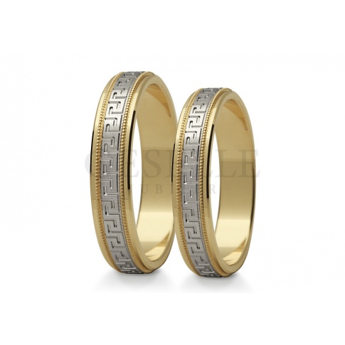 Popularne, złote obrączki ślubne z eleganckim, greckim wzorem