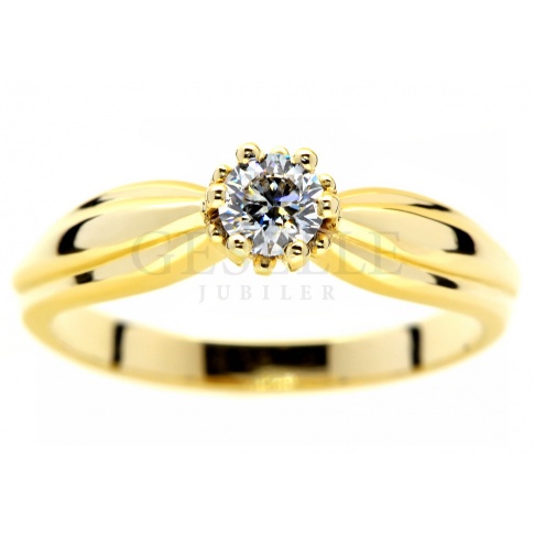 Klasyka na zaręczyny - złoty pierścionek z brylantem 0.26 ct