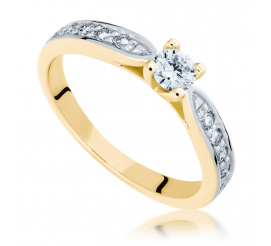 Niezwykle pożądany pierścionek zaręczynowy z żółtego złota z jedenastoma brylantami