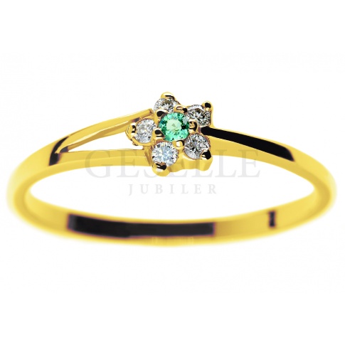 Złoty pierścionek zaręczynowy z okrągłym szmaragdem i brylantami 0.05 ct