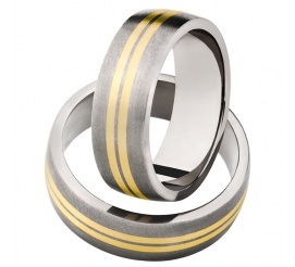 Tytanowy komplet obrączek ślubnych w minimalistycznym stylu z dwoma liniami z żółtego kruszcu