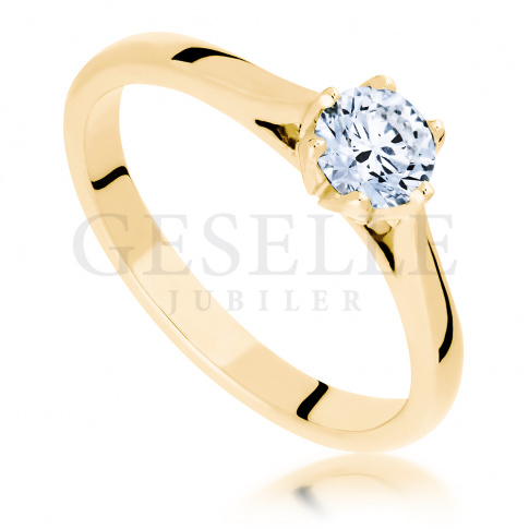 Unikatowy pierścionek idealny na zaręczyny z brylantem o masie 0,50 ct z żółtego złota