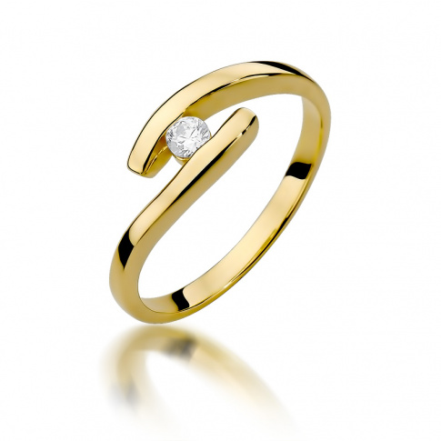 Pierścionek zaręczynowy z żółtego złota z brylantem 0,09 ct W-373