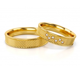 Oryginalne obrączki ślubne z żółtego złota z cyrkoniami Swarovskiego lub brylantami